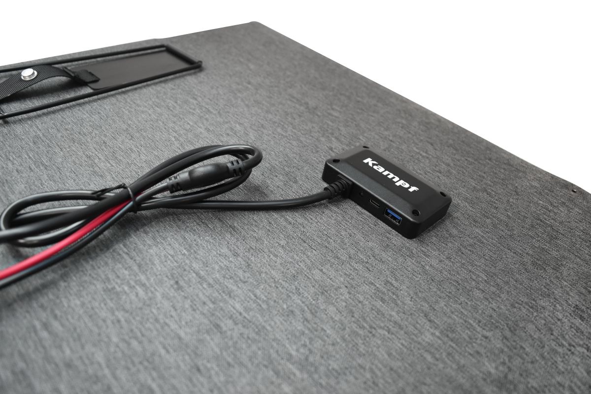Kampf KP-100 แผงโซลาร์พกพา 100W พร้อม USB ภาพเพิ่มเติม 10
